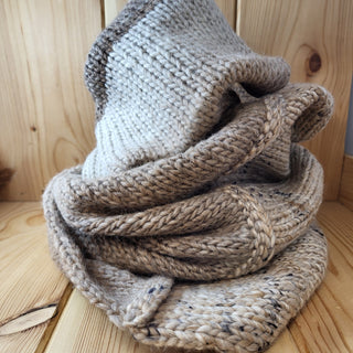 Hardwood Hills Cowl (#IIII4)